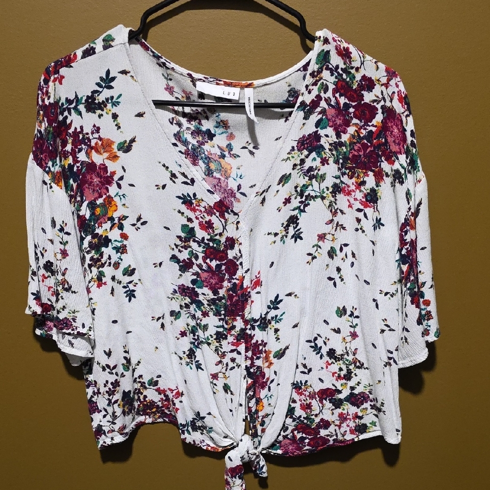 Floral V-Neck Tie-Front Women's Top